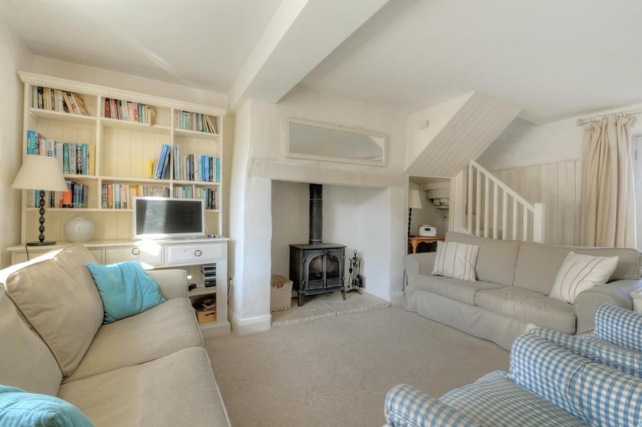 Charm Cottage Charmouth Exterior foto